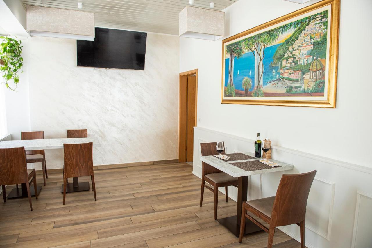 Garni Moderno Bellinzona Exterior foto